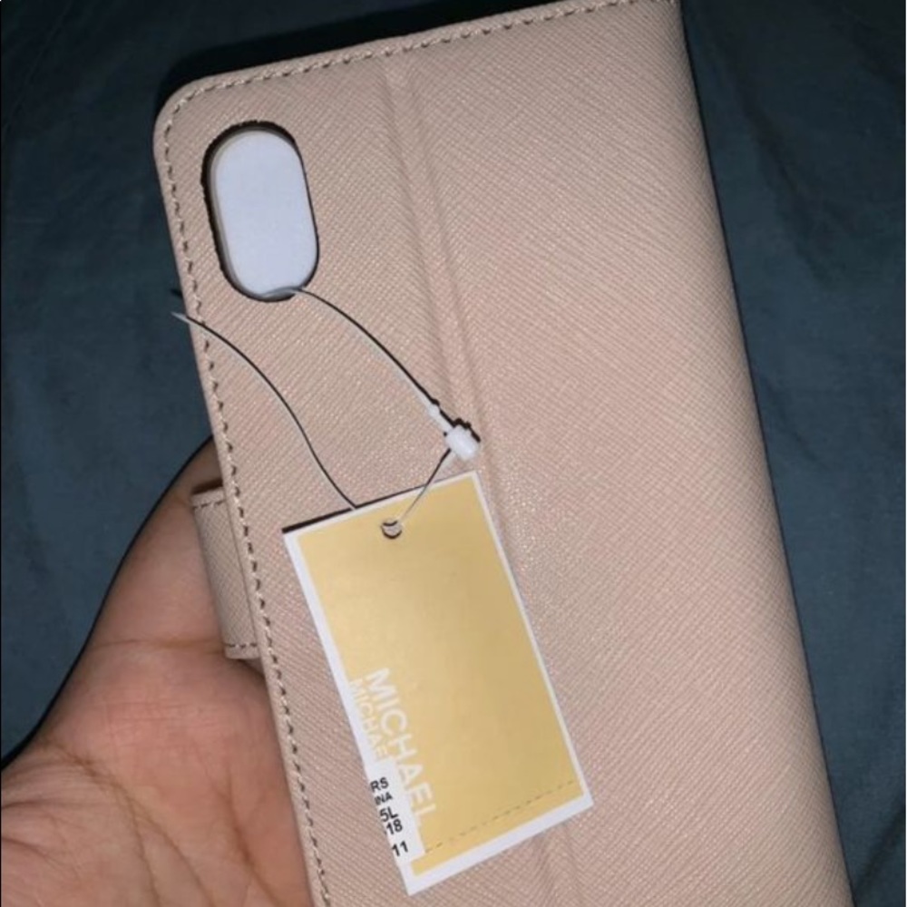 Michael Kors iPhone X/XS Wallet Case